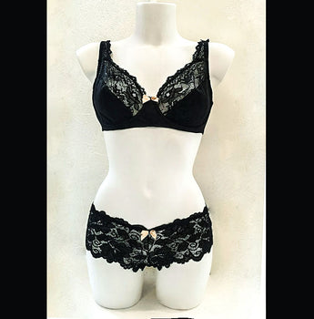 lingerie-mecedora-lingerie-reggiseno-balconcino-pizzo-nero-hot-pants-lace