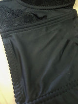 corpetto-gothicblack-lace-corsetmecedora-lingerie-total-black-details